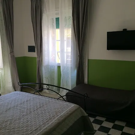 拱门住宿加早餐酒店 招待所 3*